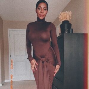 Jocacy Tie-Front Brown Long Sleeve Maxi Dress - Size Small